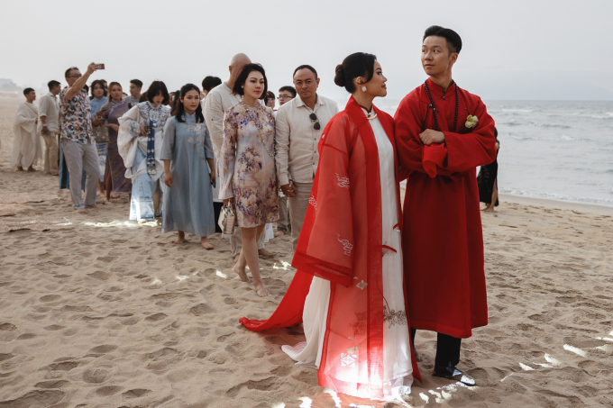 Đám cưới độc đáo với khách mời từ hơn 20 quốc gia của thiên kim gia tộc có nếp sống thiền bí ẩn nhất Việt Nam- Ảnh 14.