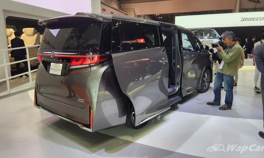 Toyota Alphard thêm bản tiêu chuẩn mới giá rẻ hơn kèm bản cao cấp rộng rãi như khoang hạng nhất- Ảnh 4.