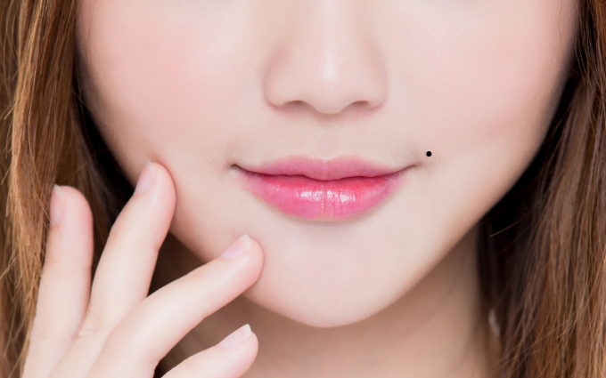 Nốt ruồi trên miệng phụ nữ có ý nghĩa gì, hóa ra chúng tiết lộ rất nhiều điều về tính cách lẫn số mệnh- Ảnh 2.
