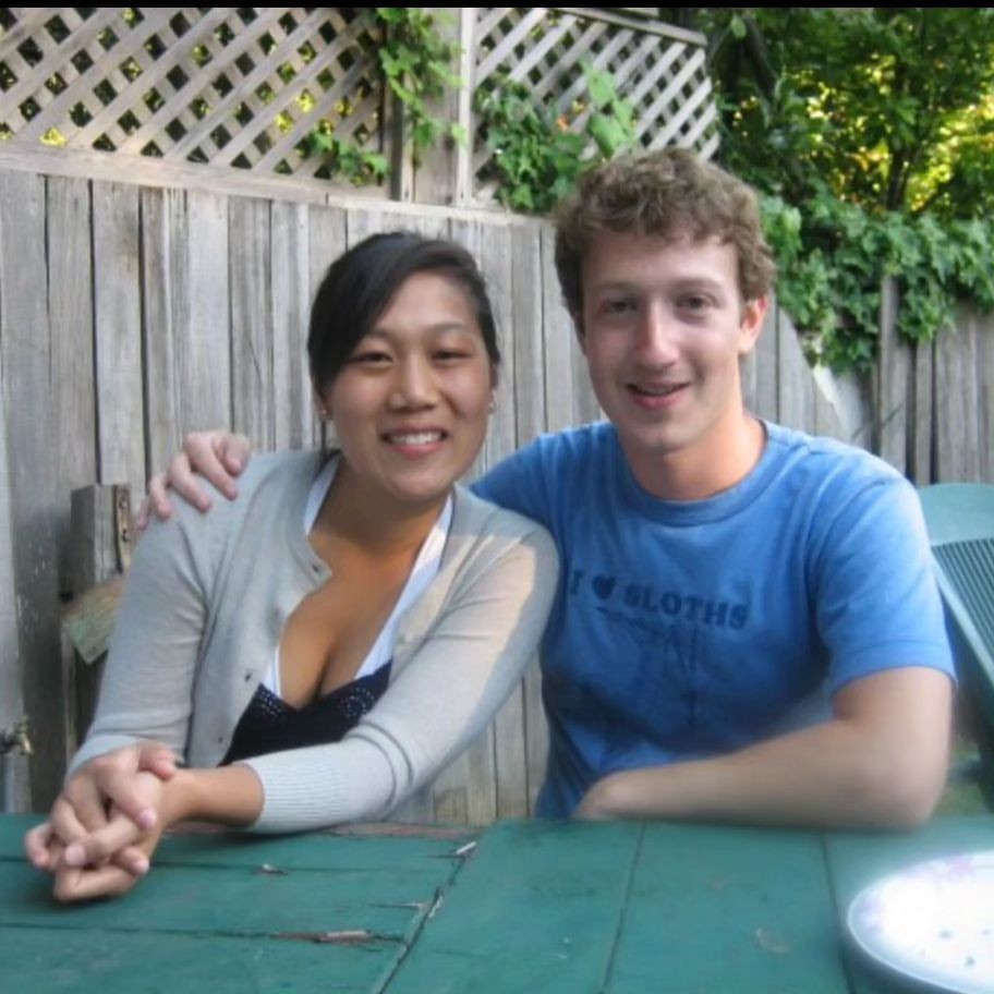 Ông chủ Facebook Mark Zuckerberg và vợ gây chú ý ở tiệc cưới 120 triệu USD- Ảnh 9.
