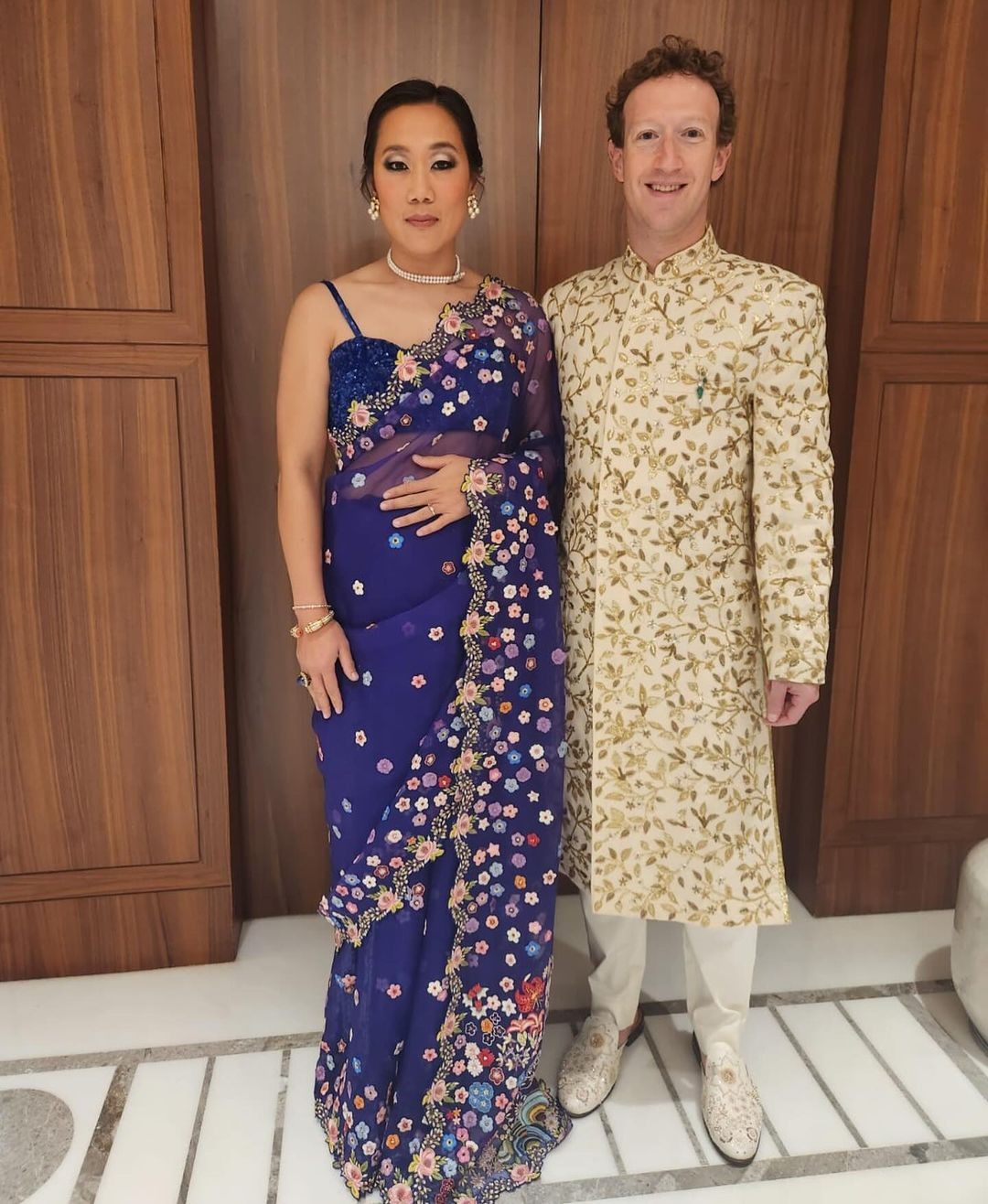 Facebook boss Mark Zuckerberg and his wife attract attention at a $120 million wedding party - Photo 6.