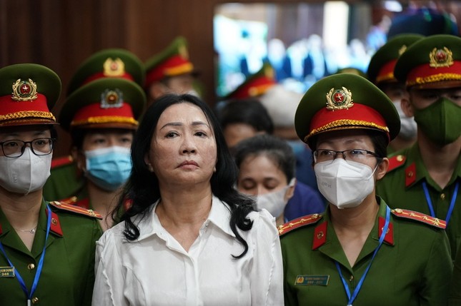 Hình ảnh nữ đại gia Trương Mỹ Lan sau hơn 1 năm bị tạm giam- Ảnh 3.
