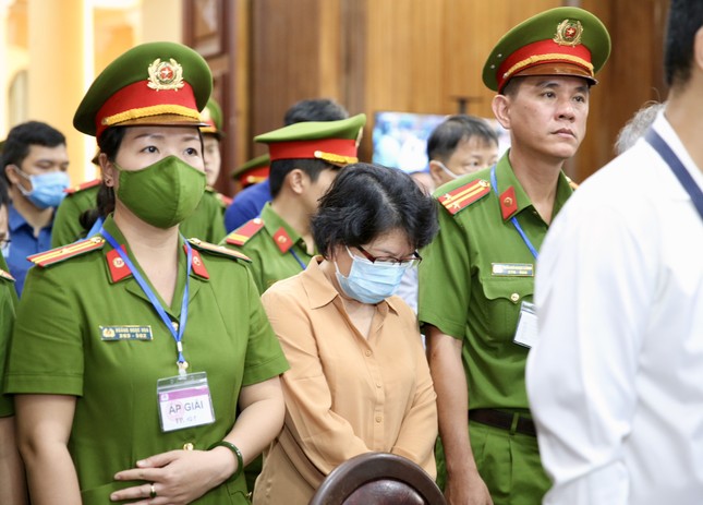 Hình ảnh nữ đại gia Trương Mỹ Lan sau hơn 1 năm bị tạm giam- Ảnh 7.
