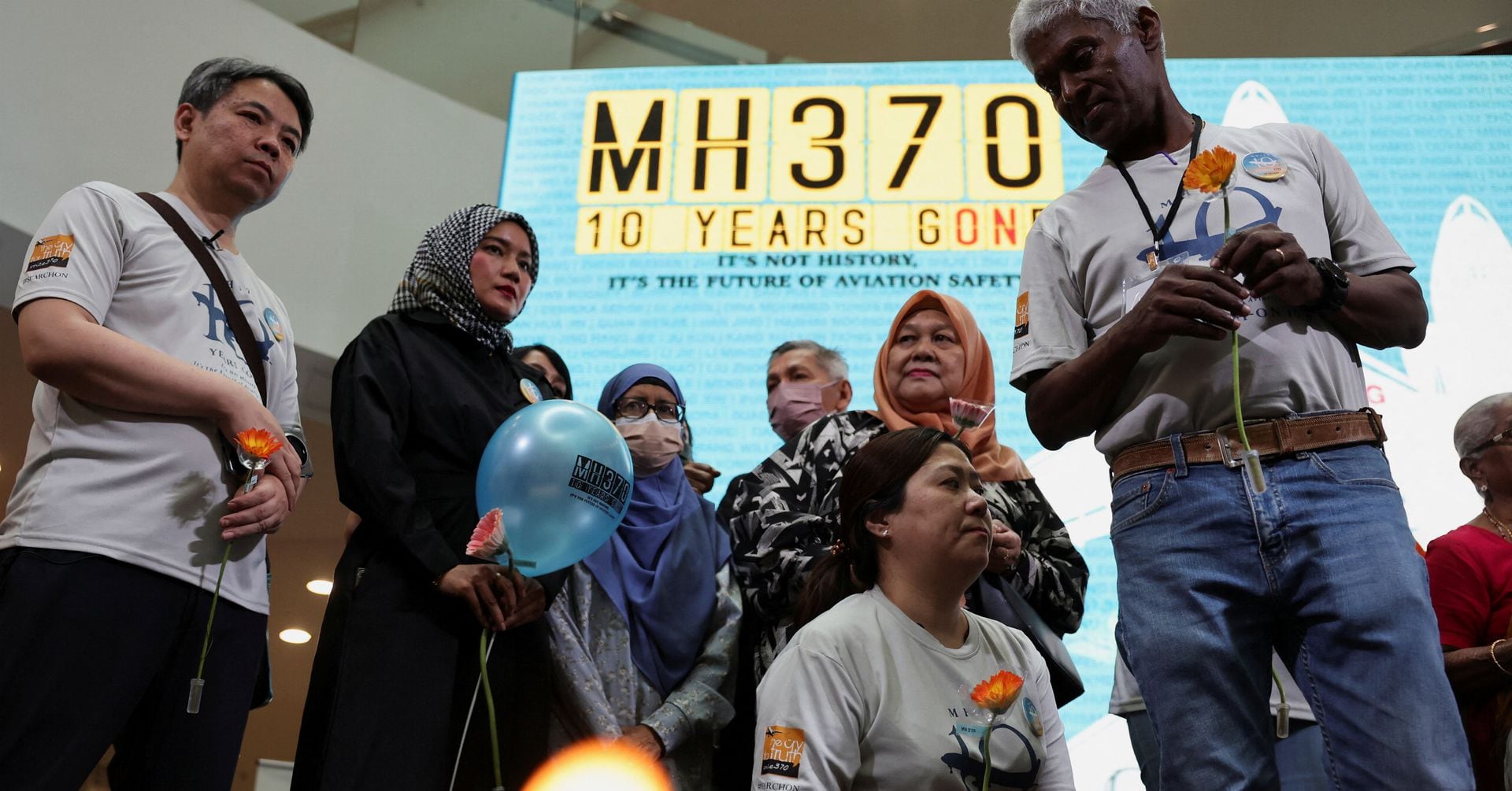 Ám ảnh 6 từ cuối cùng từ MH370- Ảnh 2.