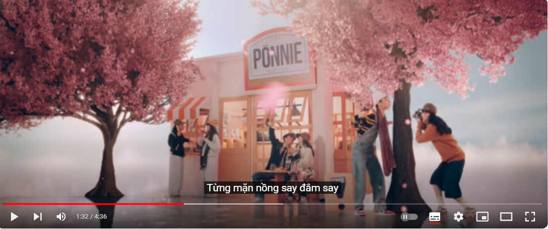 Thương hiệu của một doạnh nghiệp tỷ đô tại Việt Nam bất ngờ xuất hiện trong MV 