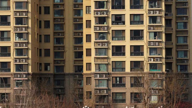Khủng hoảng bất động sản Trung Quốc phủ bóng sang ngân hàng- Ảnh 1.