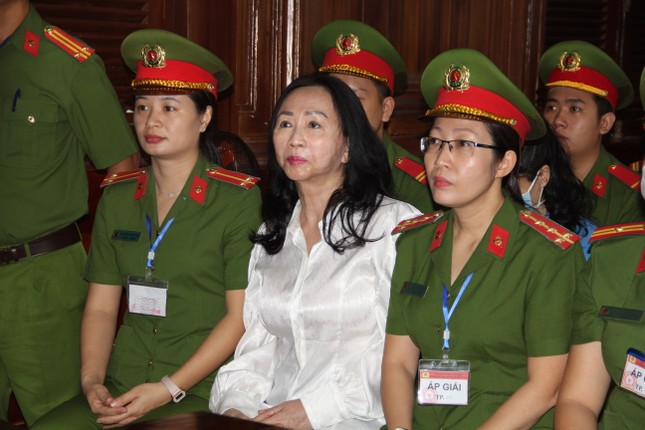 Bắt đầu tuyên án bà Trương Mỹ Lan và 85 bị cáo trong vụ Vạn Thịnh Phát- Ảnh 2.
