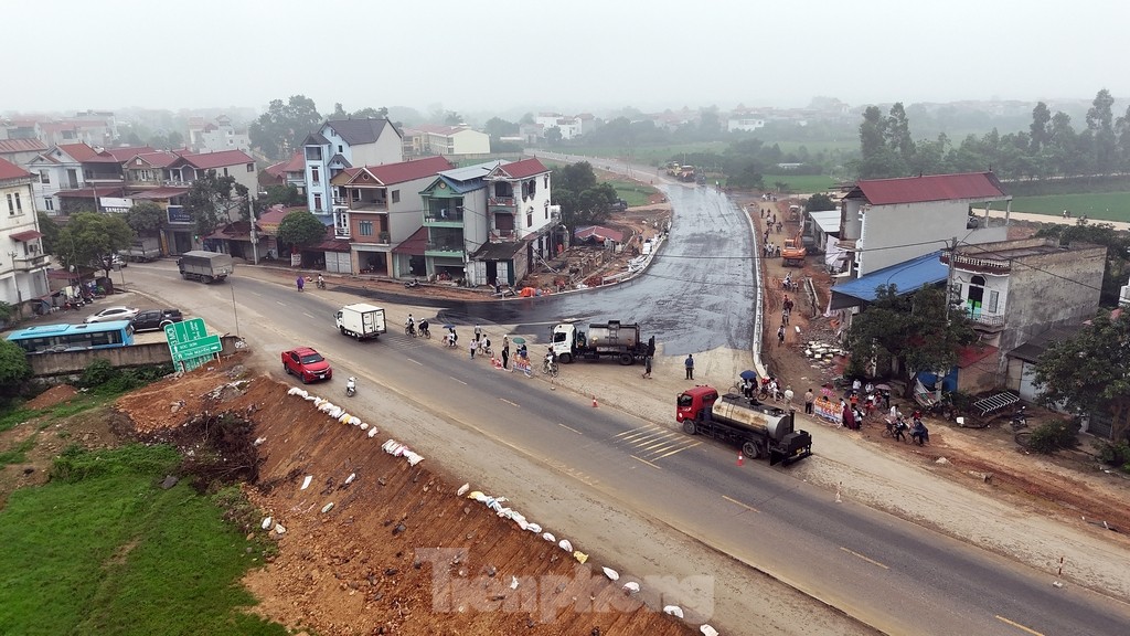 Tuyến đường gần 200 tỷ đồng kết nối vùng Thủ đô Hà Nội - Bắc Giang sẵn sàng trước ngày thông xe- Ảnh 12.