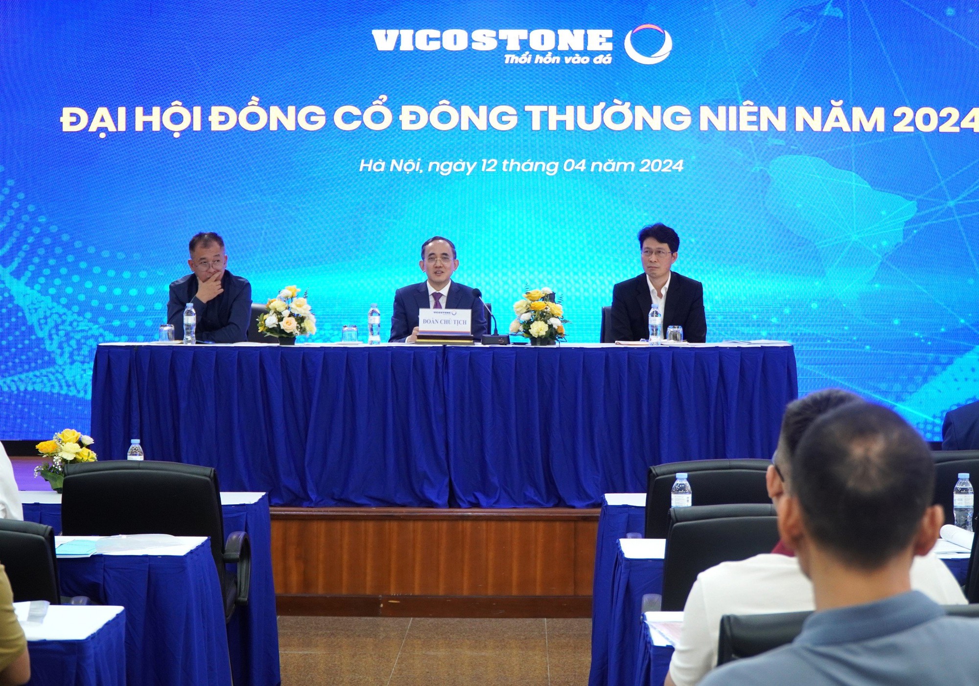 Chủ tịch Hồ Xuân Năng: Vicostone bán giá 100 USD, đối thủ bán 60 USD, có người hùng hồn tuyên bố sẽ làm Vicostone gục ngã- Ảnh 1.