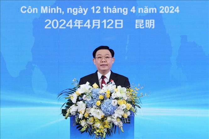 Chủ tịch Quốc hội dự Diễn đàn Chính sách pháp luật thúc đẩy hợp tác đầu tư, thương mại Việt Nam - Trung Quốc- Ảnh 2.