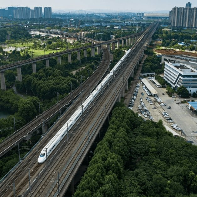 Là hệ thống lớn nhất thế giới, hơn 40.000km đường sắt cao tốc Trung Quốc đối mặt vấn đề nan giải, chuyên gia lập tức đưa công nghệ cao vào cải thiện 80%: Mỹ, Đức, Thuỵ Sĩ nghĩ ra cũng chưa thể bắt kịp- Ảnh 3.
