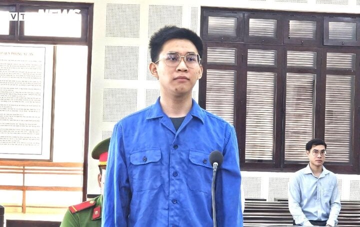 Nam sinh viên Thái Lan buôn lậu 20 chiếc iPhone Pro Max qua sân bay Đà Nẵng- Ảnh 1.