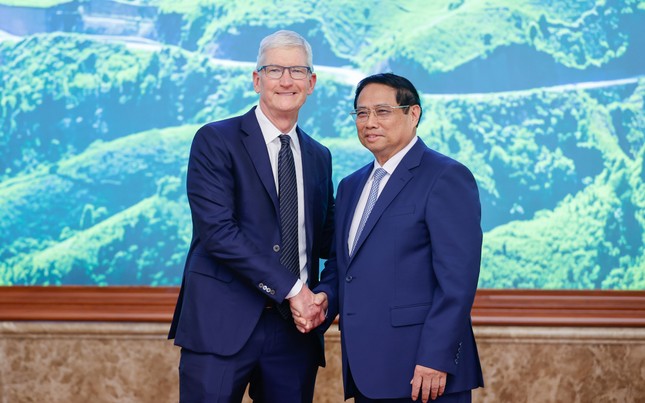 Thủ tướng đề nghị CEO Apple chọn Việt Nam là cứ điểm trên toàn cầu- Ảnh 1.