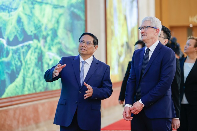 Thủ tướng đề nghị CEO Apple chọn Việt Nam là cứ điểm trên toàn cầu- Ảnh 2.