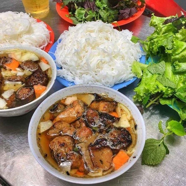 Những món ăn Việt khiến người nổi tiếng thế giới 'mê mẩn'- Ảnh 3.