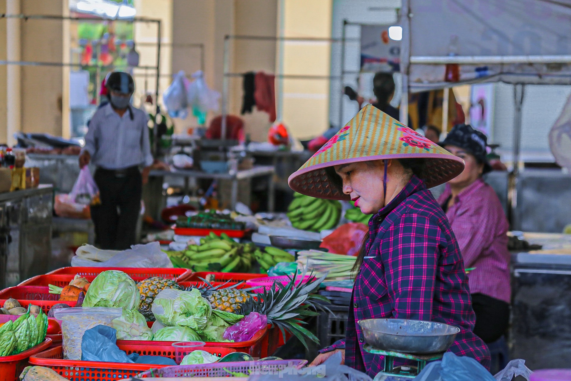Tiểu thương đồng loạt rời bỏ khu chợ sầm uất ở Đà Nẵng- Ảnh 5.