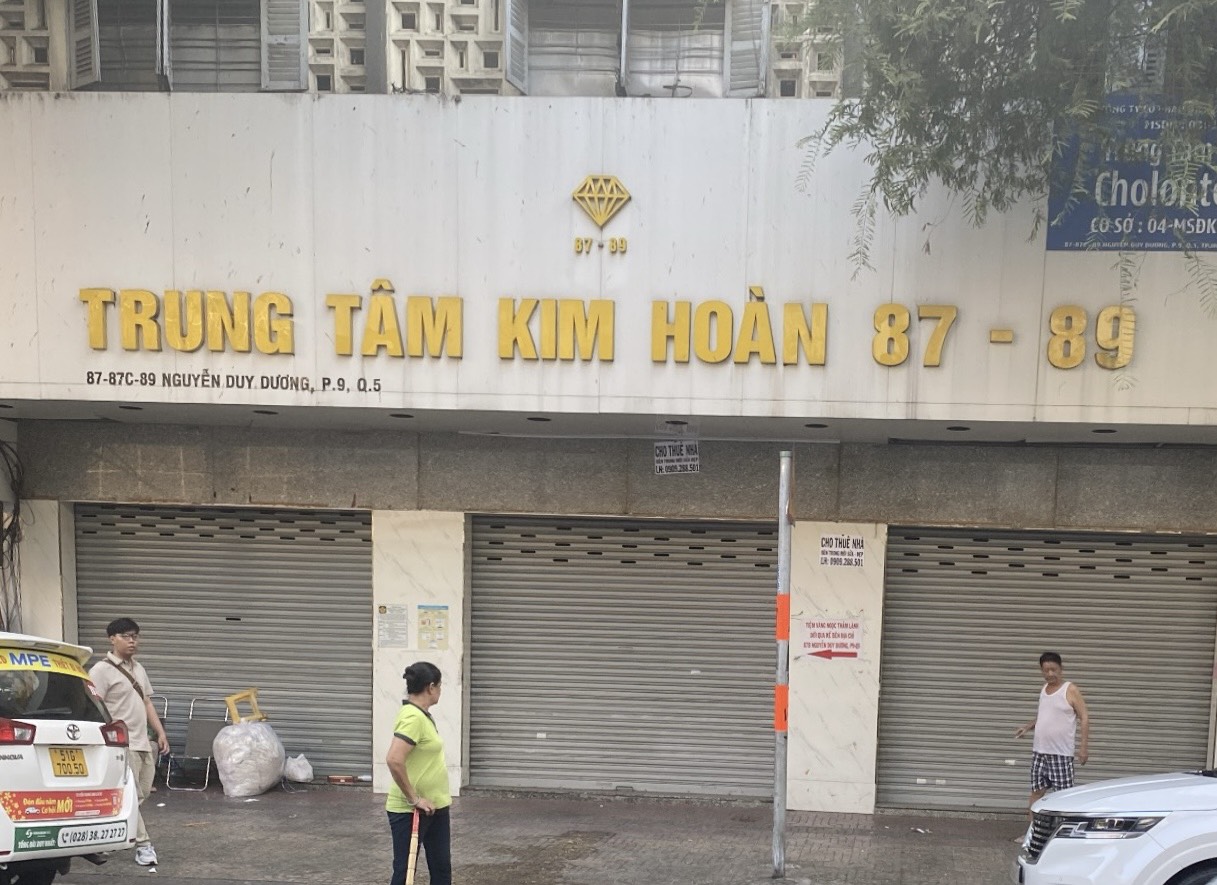 Thực hư chuyện một số cửa hàng vàng tại TP Hồ Chí Minh đóng cửa- Ảnh 1.