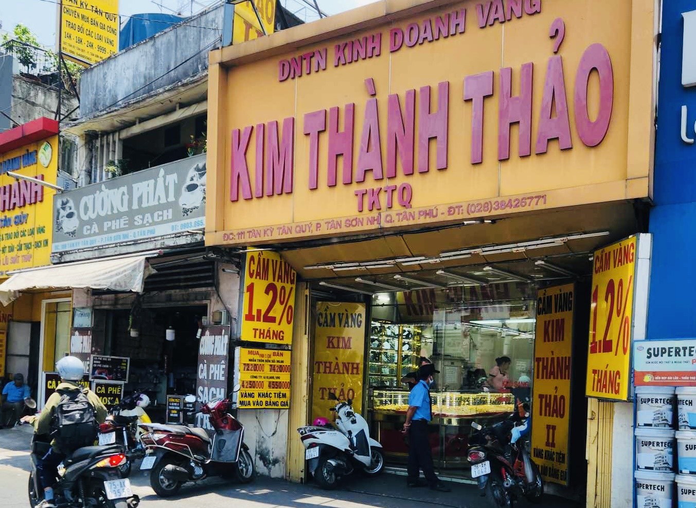 Thực hư chuyện một số cửa hàng vàng tại TP Hồ Chí Minh đóng cửa- Ảnh 5.