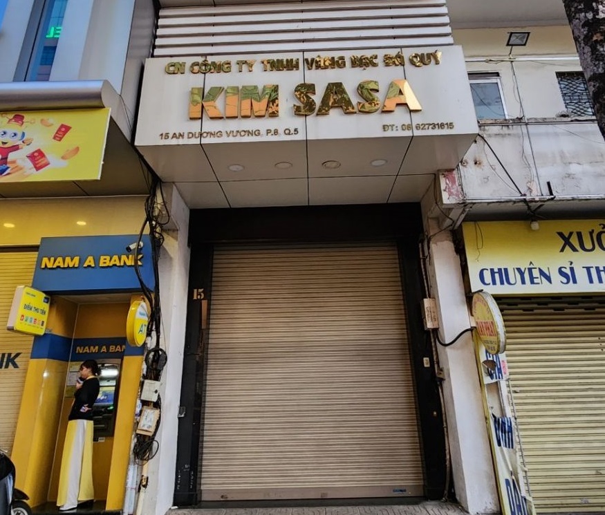 Thực hư chuyện một số cửa hàng vàng tại TP Hồ Chí Minh đóng cửa- Ảnh 4.