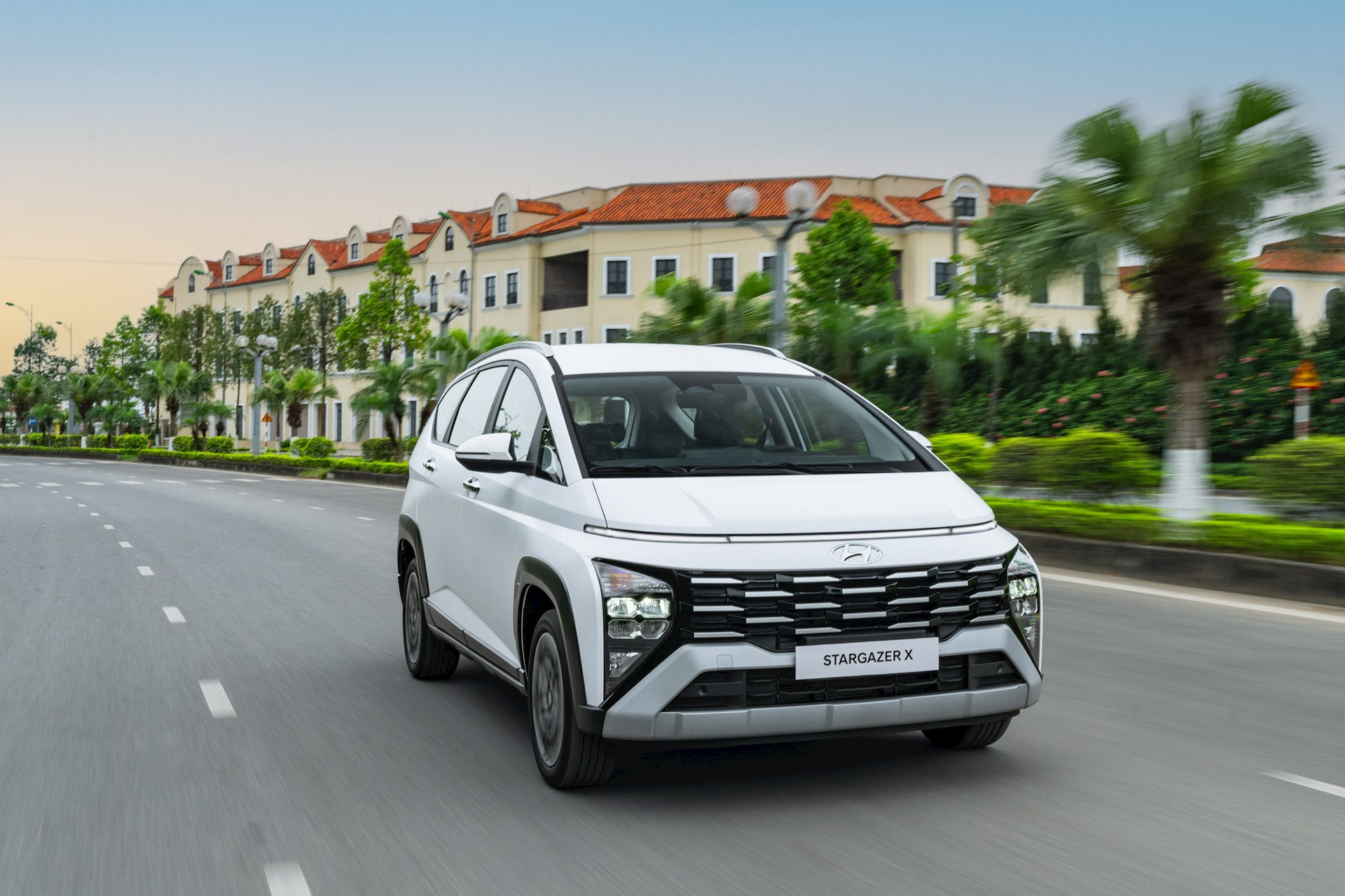 Hyundai Stargazer 2024 trình làng thị trường Việt với nhiều trang bị cải tiến, giá cực rẻ chỉ từ 489 triệu đồng, thấp nhất phân khúc- Ảnh 2.