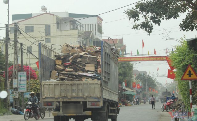 "Làng tỷ phú" ở Nghệ An: Từ đói khổ vươn lên nhờ buôn đồng nát "xuyên quốc gia", giờ đại gia nhiều không đếm xuể- Ảnh 5.