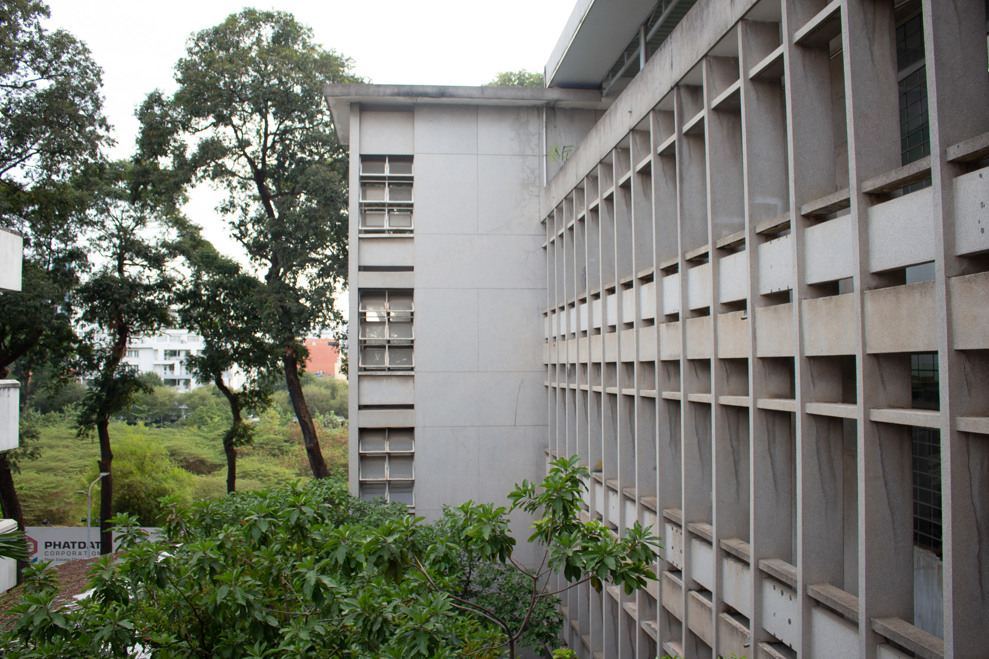 Một trường ĐH được xây theo thiết kế của sinh viên, nằm ngay cạnh hồ con Rùa, tỷ lệ chọi ngành hot lên đến 1/15- Ảnh 5.