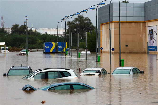 Đâu là thủ phạm thực sự của trận lũ lụt lịch sử ở Dubai- Ảnh 1.