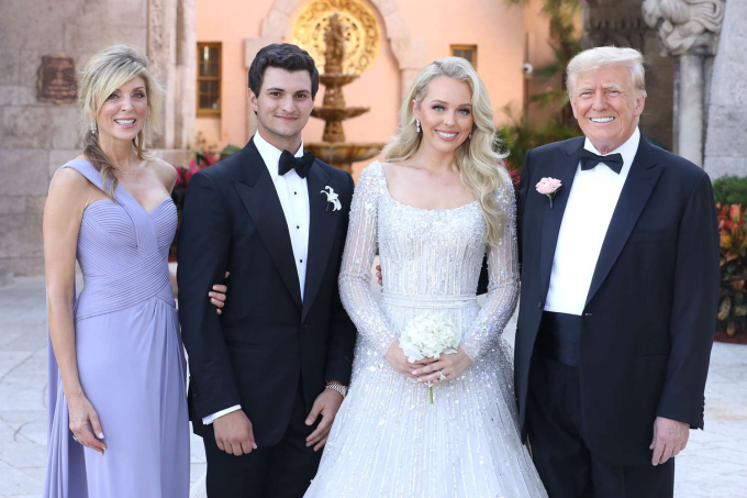 Bị coi là người kém sắc và mờ nhạt nhất nhà Trump, tiểu thư Tiffany Trump giờ “lột xác” ngoạn mục ra sao mà sắp vượt cả chị gái Ivanka?- Ảnh 4.