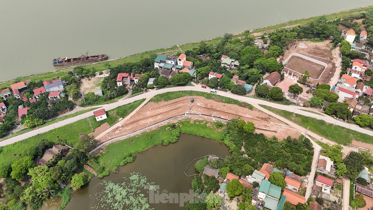 Hà Nội chi gần 400 tỷ đồng cải tạo đê sông Hồng qua đoạn huyện Phú Xuyên- Ảnh 14.