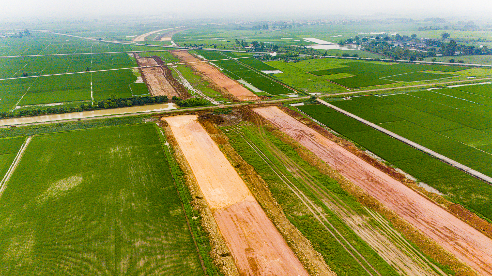 Toàn cảnh hàng chục mũi thi công trên siêu dự án 86.000 tỷ ở Bắc Ninh- Ảnh 5.