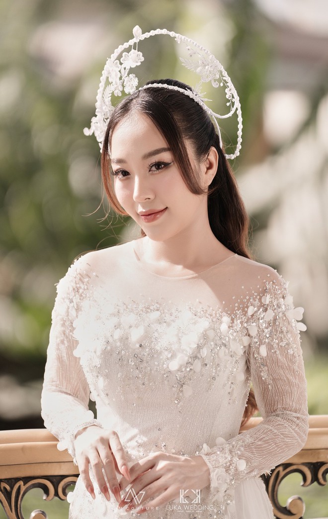 Đám cưới TiTi (HKT) tại Cần Thơ: Chú rể điển trai đón dâu bằng Rolls-Royce, dàn sính lễ bạc tỷ gây choáng- Ảnh 6.