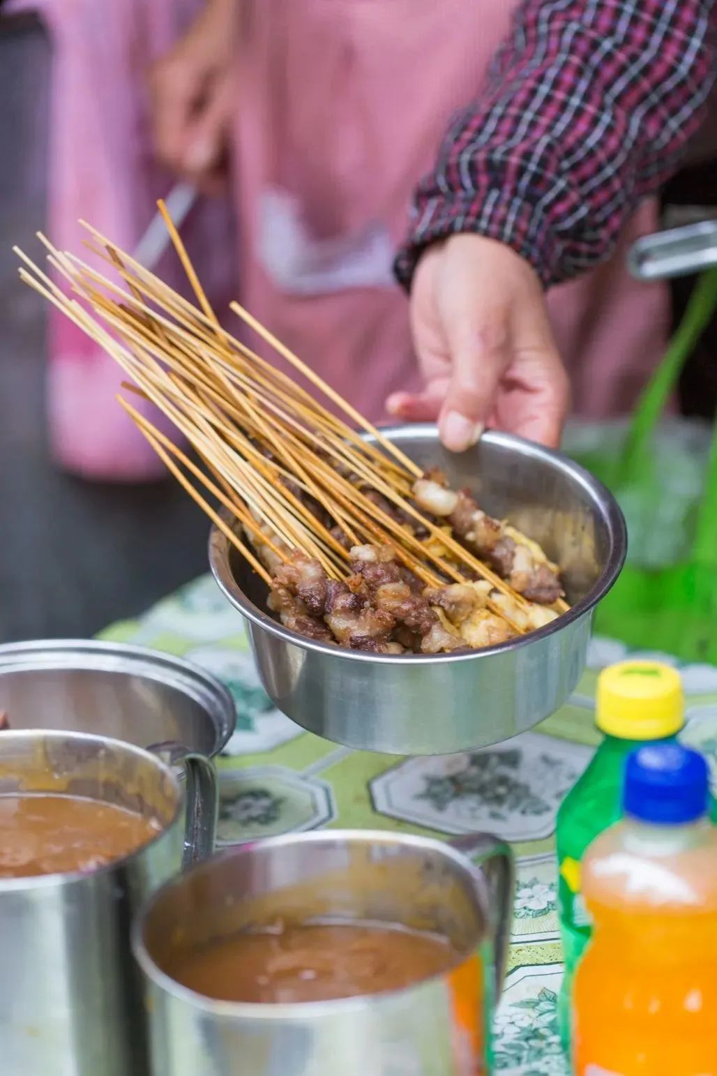 Khám phá ẩm thực vỉa hè của các bà dì Thượng Hải: Những quầy hàng gắn liền với tuổi thơ bao thế hệ- Ảnh 2.