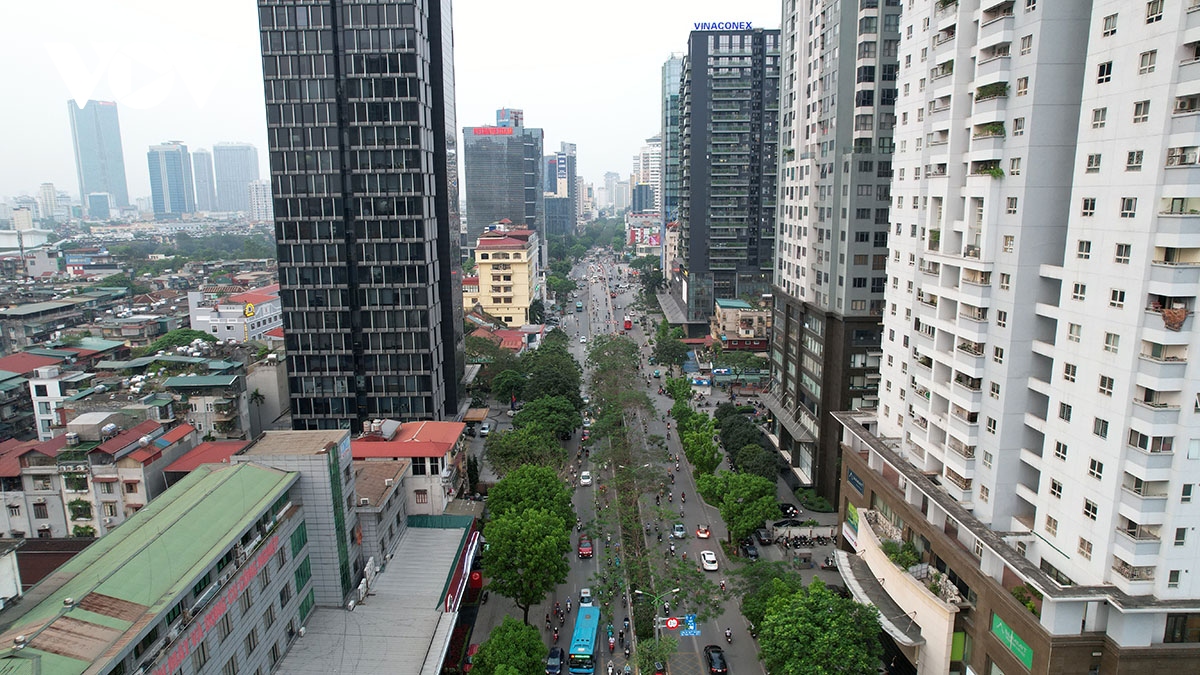 Cận cảnh tuyến buýt nhanh ở Hà Nội dự định cho nghỉ, thay bằng đường sắt đô thị- Ảnh 16.