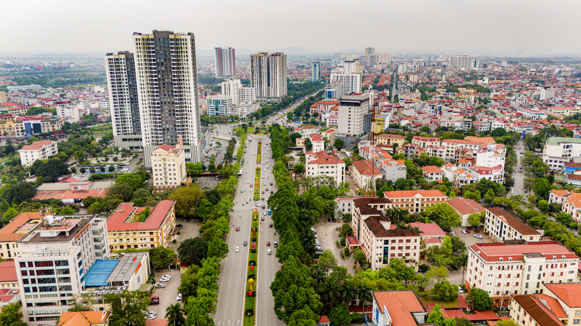 Khu vực trung tâm của trung tâm tỉnh sắp lên thành phố: Có khu hành chính độc đáo bậc nhất Việt Nam; Vingroup, Vietcombank phô diễn vị thế- Ảnh 2.