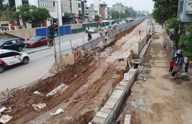 Tận thấy dự án giao thông Tập đoàn Thuận An thi công ‘rùa bò’ gây nhức nhối ở Hà Nội- Ảnh 7.