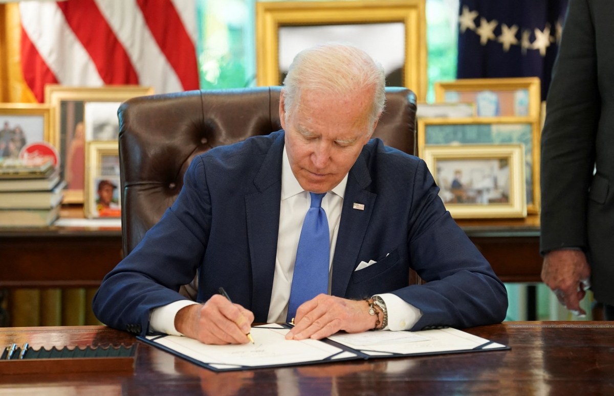 Chữ ký quyết định số phận của ông Biden trong cuộc bầu cử Tổng thống Mỹ 2024- Ảnh 2.