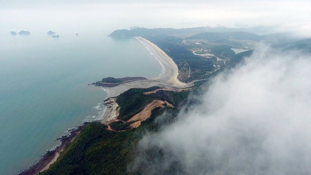 Bãi biển có view ''bạc tỷ'' ngay gần Hà Nội, chi phí du lịch không quá 3 triệu nhưng ít người biết: Phù hợp để ''đi trốn'' dịp 30/4- Ảnh 3.