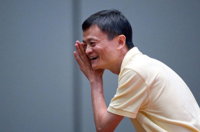 Từ việc Jack Ma thừa nhận chỉ hạnh phúc với mức lương 300 nghìn đồng: Giàu là bể khổ!- Ảnh 1.
