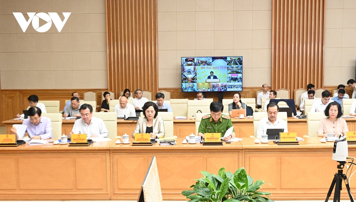 Thủ tướng chủ trì Phiên họp lần thứ 8 của Ủy ban Quốc gia về chuyển đổi số- Ảnh 2.
