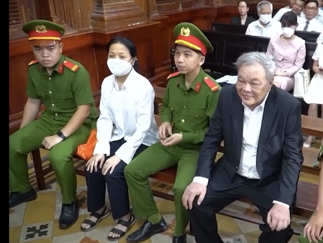 Chủ tọa phiên toà xét xử cha con ông Trần Quí Thanh: Bị hại cũng có lỗi- Ảnh 2.