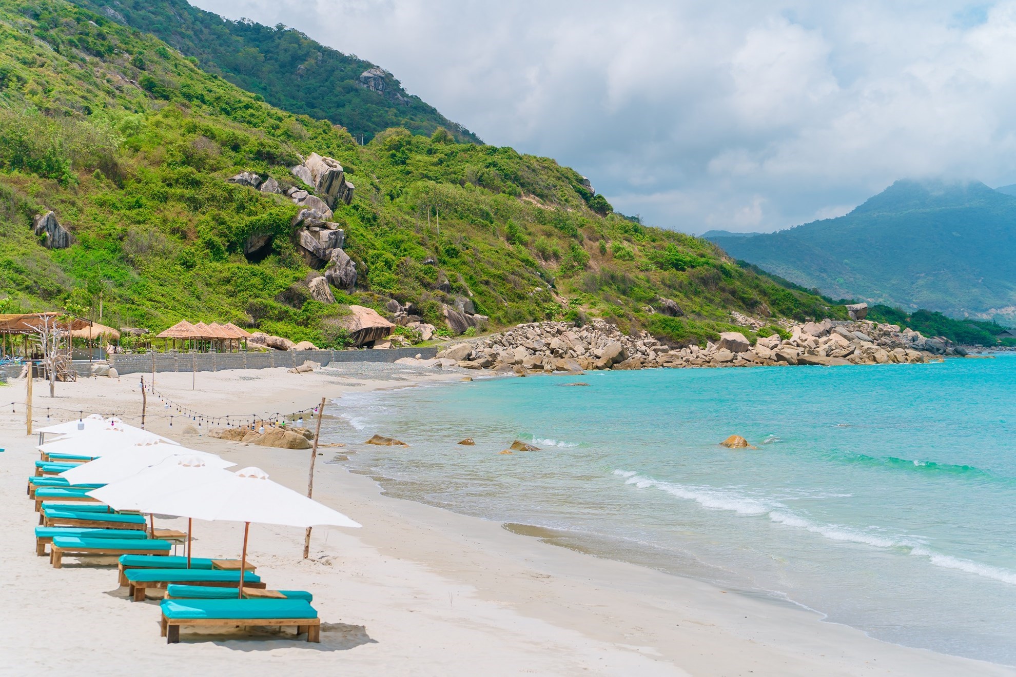 Phát hiện bãi biển ít lên quảng cáo chỉ cách Nha Trang 60km, mệnh danh là “thủ phủ” của loạt resort 5 sao- Ảnh 4.