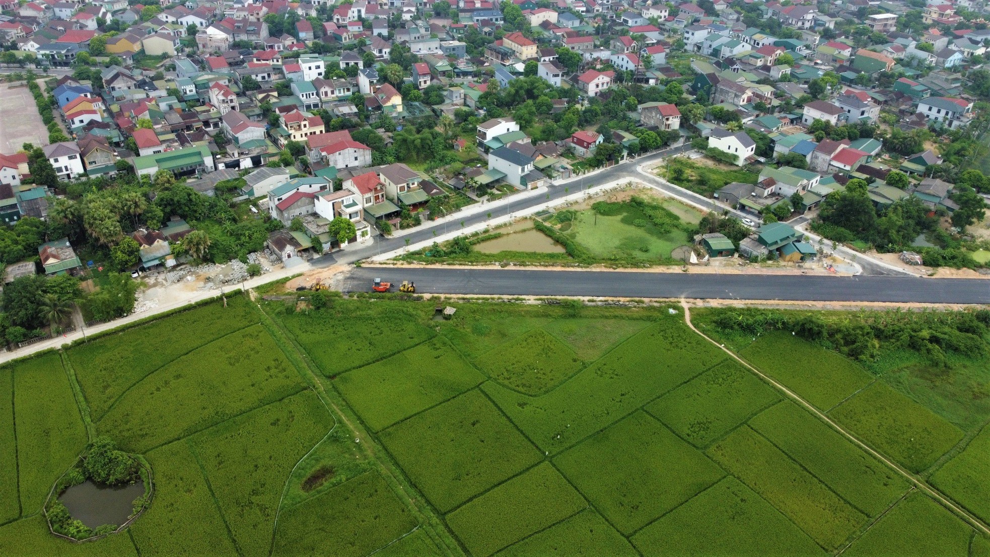 Dự án đường 135 tỷ ở Hà Tĩnh chậm tiến độ, nhếch nhác- Ảnh 4.