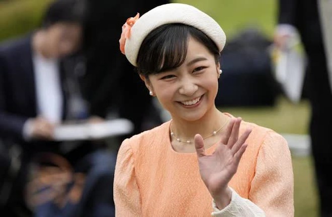 Hoàng gia Nhật Bản tổ chức tiệc mùa xuân: Hai công chúa tươi vui rạng rỡ chiếm trọn spotlight giữa sự kiện 1.400 người- Ảnh 10.