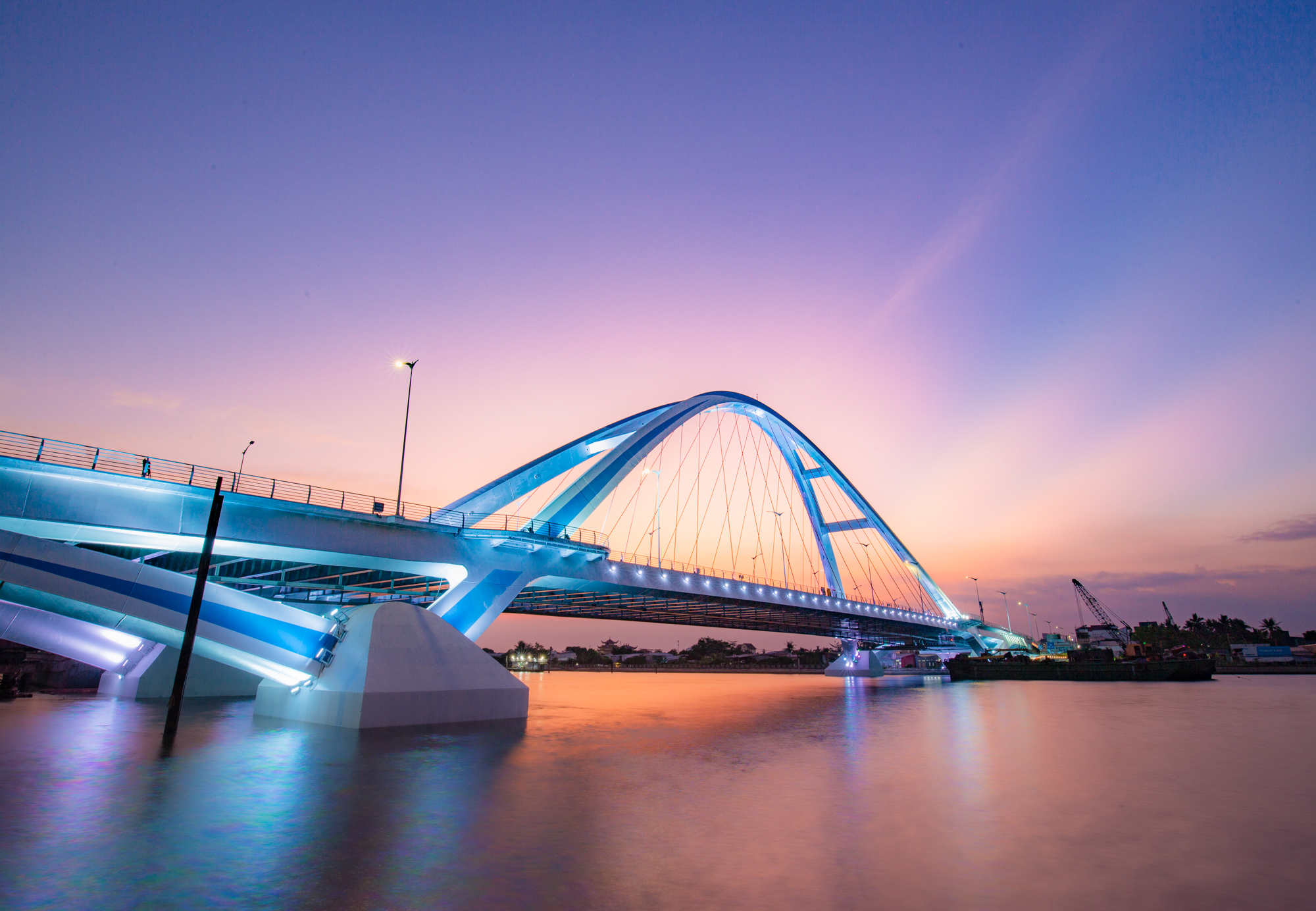 Ngắm cây cầu đẹp lung linh trong dự án 9.200 tỷ giúp chống ngập cho gần một triệu dân Cần Thơ- Ảnh 2.