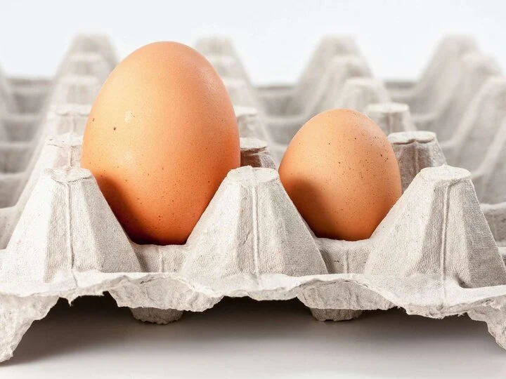 Trứng gà nên mua quả to hay quả nhỏ? Đáp án không phải ai cũng biết- Ảnh 1.