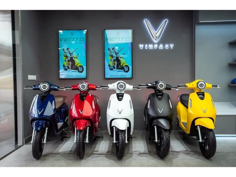 VinFast tung ưu đãi lớn tặng 3 tháng thuê pin cho khách hàng mua xe máy điện- Ảnh 2.
