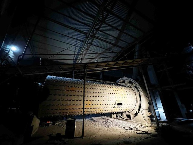 Thảm kịch 7 người tử vong ở Nhà máy xi măng Yên Bái bắt nguồn từ 1 nhân viên dùng cán chổi chọc vào rơle- Ảnh 2.
