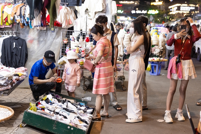 Đà Lạt bắt đầu đông đúc khi dân tình đổ xô đi trốn nóng: Thời tiết mát mẻ, khách sạn còn phòng- Ảnh 14.