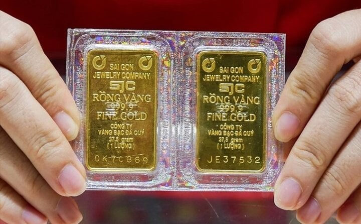 Giá vàng hôm nay 28/4: Trụ vững vùng cao nhất lịch sử 85,2 triệu đồng/lượng- Ảnh 1.