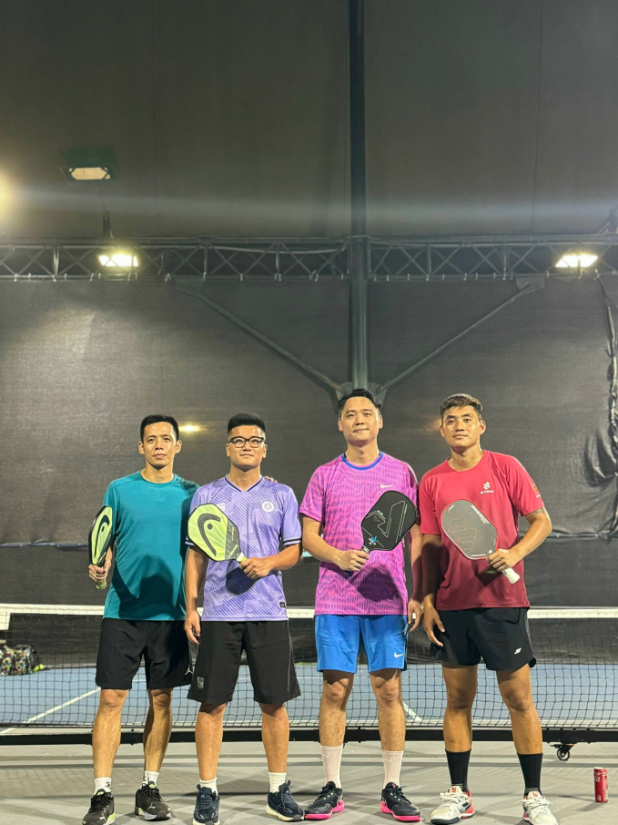 Sao bóng đá thử sức với Pickleball: Văn Quyết chơi lần đầu nhưng đã được nhận xét cực 